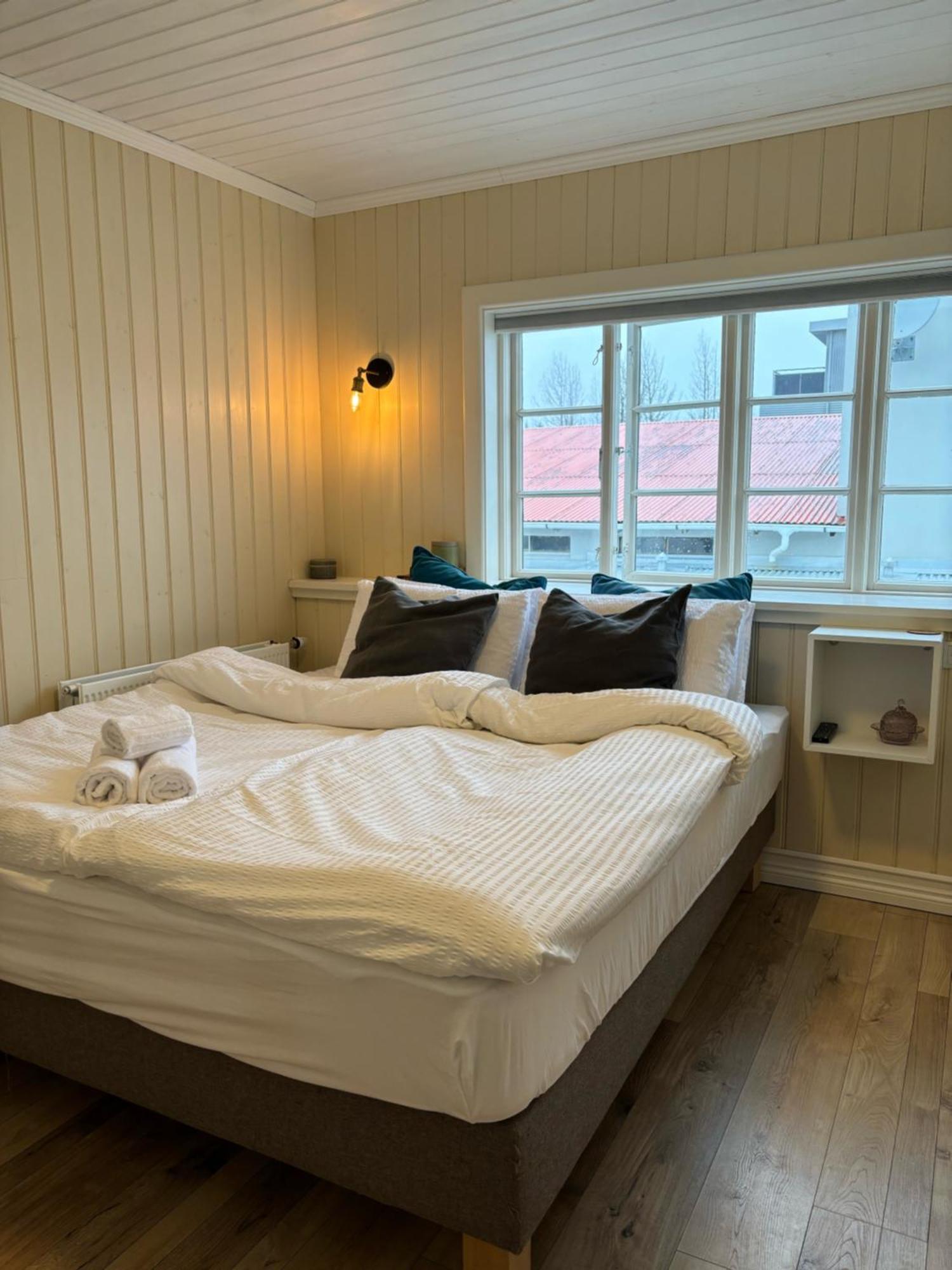 Skyr Guest House Hveragerdi ภายนอก รูปภาพ
