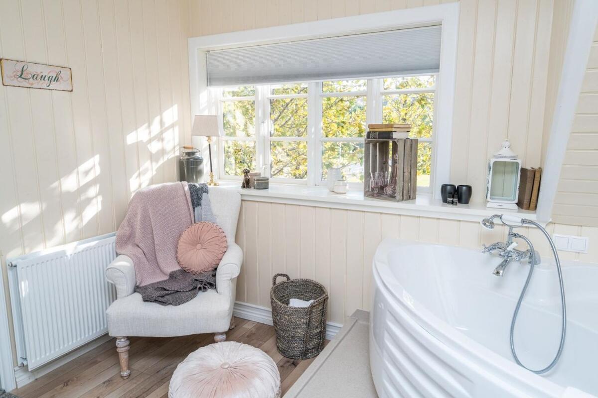 Skyr Guest House Hveragerdi ภายนอก รูปภาพ