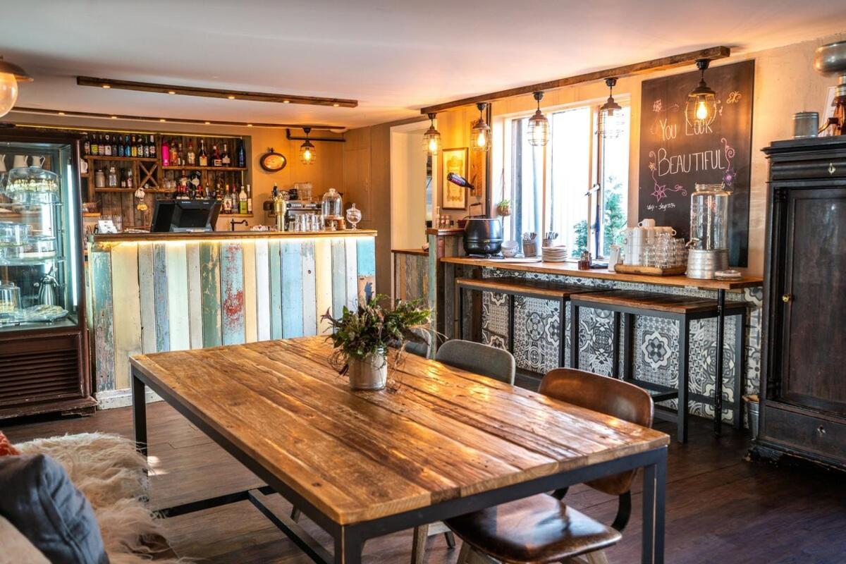 Skyr Guest House Hveragerdi ภายนอก รูปภาพ